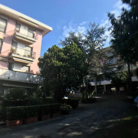 Del Golf - Secured Parking - Appartement