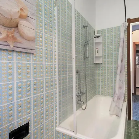 Del Golf - Secured Parking - *