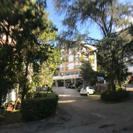 Del Golf - Secured Parking - *