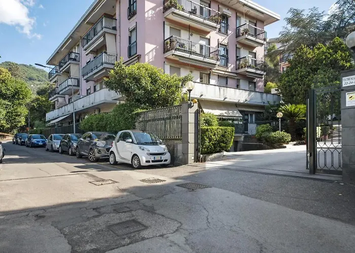 Del Golf - Secured Parking - Апартаменти Рапалло