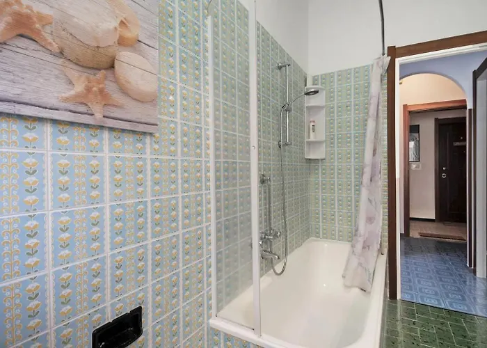 Del Golf - Secured Parking - *